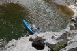 auch wenn der Fluss im Sommer sehr gemütlich dahin fließt, die Stromschnellen stellen viele unerfahrene Kanuten vor große Herausforderungen