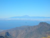 Vom Roque Nublo erffnet sich ein wunderbarer Rundblick ber Gran Canaria bis hinber nach Teneriffa.